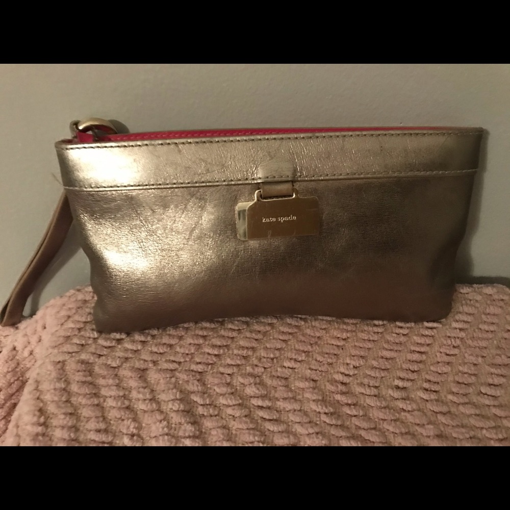 Kate Spade Wristlet - Picture 1 of 4